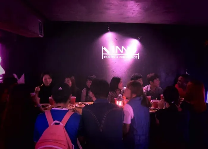 Albergue Inno & Pub Lounge Hongdae